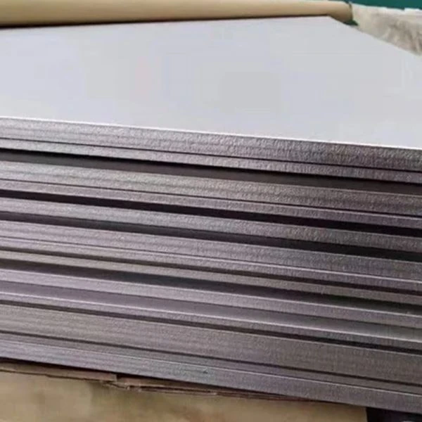 टाइटेनियम क्लैडिंग प्लेट
